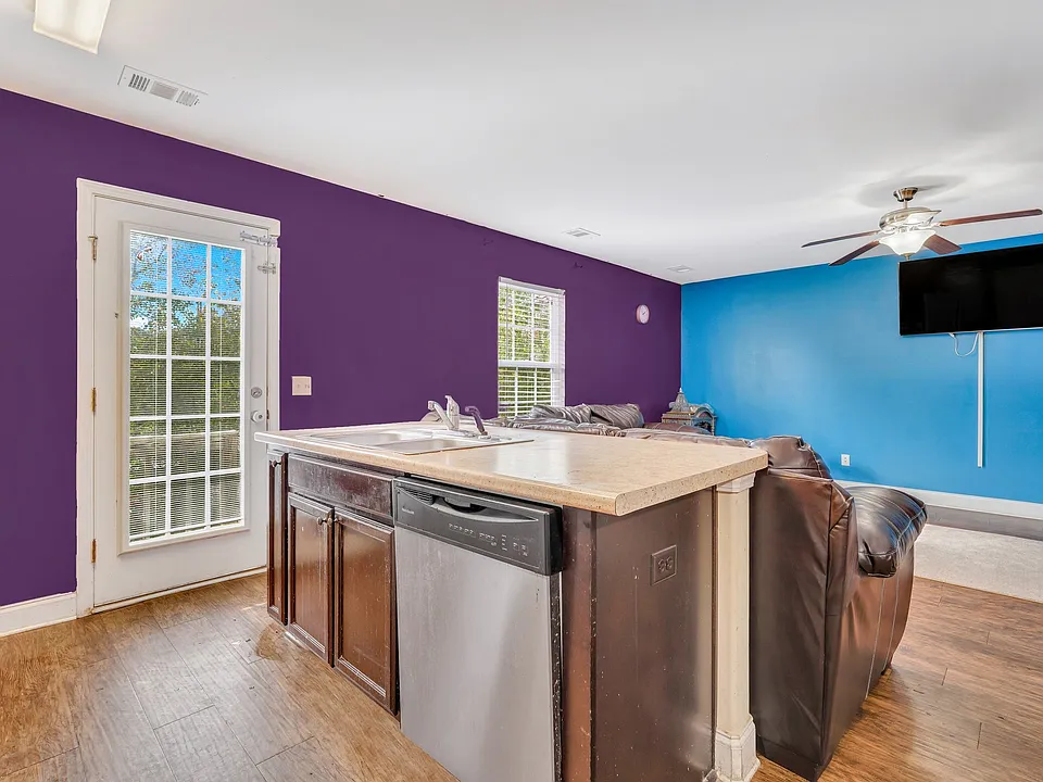 27 Abaco Ct