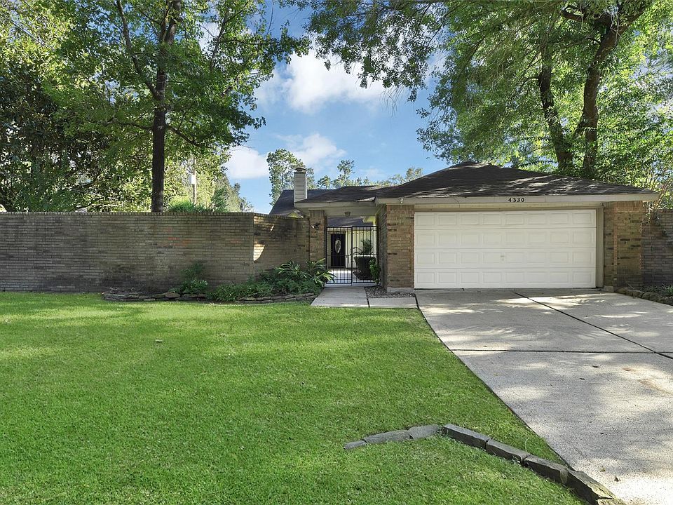 1st image of 4330 Pinewood Park Dr