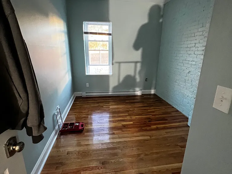 886 Huntington Ave. — Photo 70