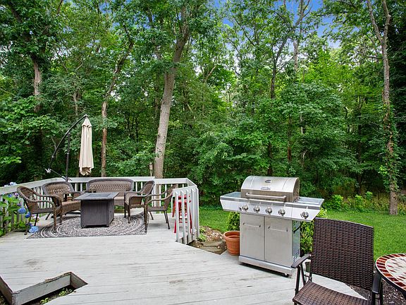4th image of 232 Dorado Ct N