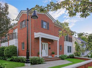 199D Amboy Ave #1, Metuchen, NJ 08840