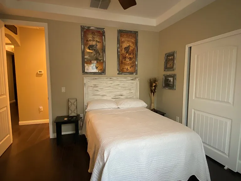 826 Hemlock Ave — Photo 6