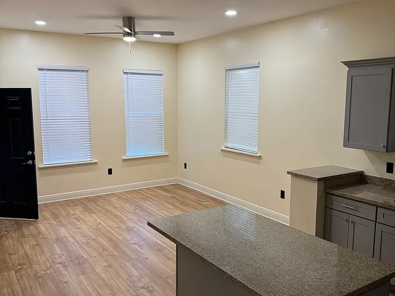 1800 Casa Calvo St #A — Photo 2