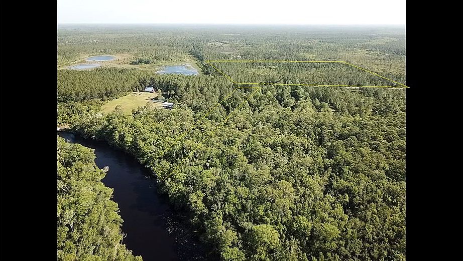2nd image of 540 Hickory Hammock Rd