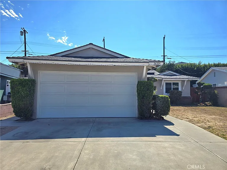 24223 Ambassador Pl — Photo 1