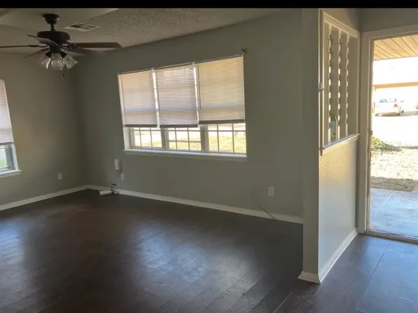 511 Mark St, Tecumseh, OK 74873
