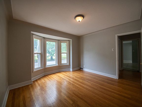 5th image of 6600 Nottingham Ave