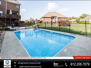 6600 Clover Ridge Dr, Charlestown, IN 47111