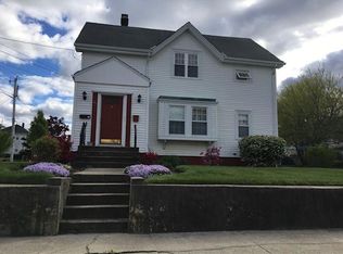 37 Tweed St FLOOR 2, Cranston, RI 02920