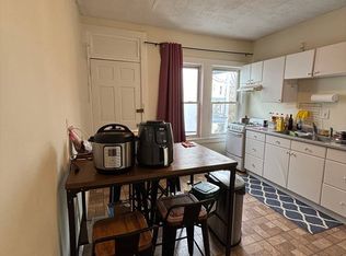 25 Forest St #3, Cambridge, MA 02140