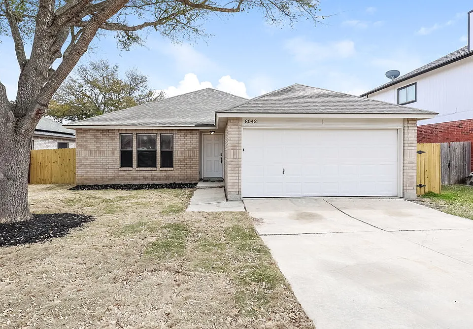 8042 Swindow Cir
