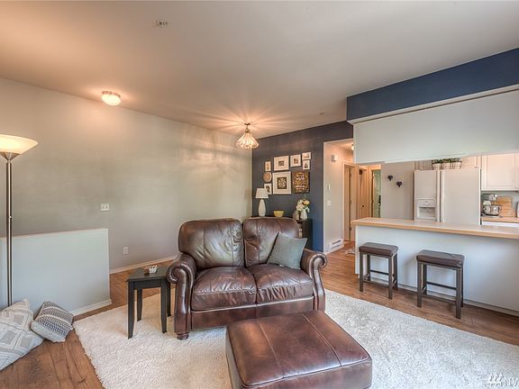 4th image of 14007 69th Dr SE Unit W4