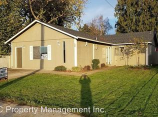 122 N 8th Ave, Ridgefield, WA 98642