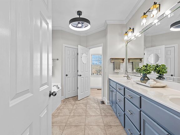 5th image of 22539 Timberwood Dr
