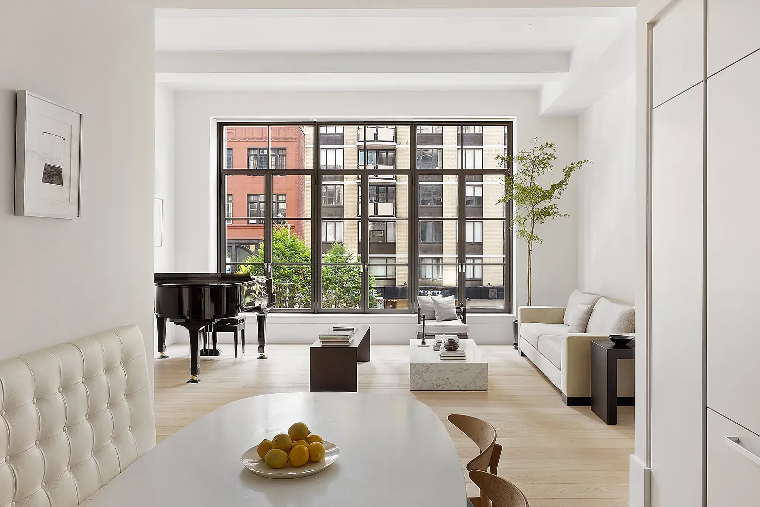 404 Park Ave S — Photo 3
