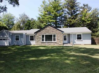 2479 Vean St, Saginaw, MI 48603