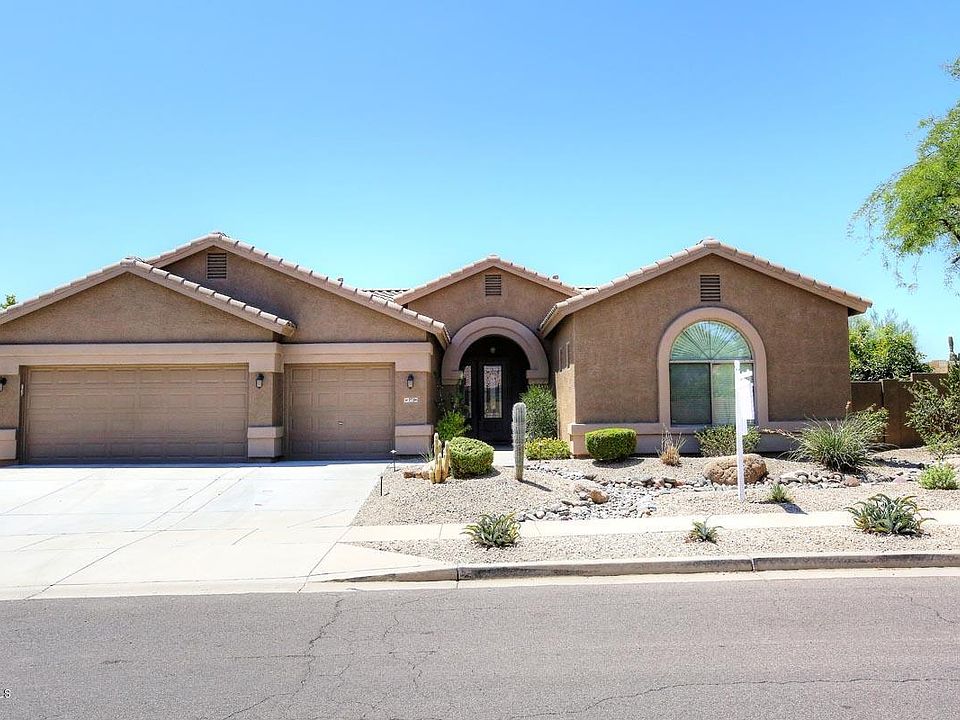 1st image of 27204 N 32nd Ln