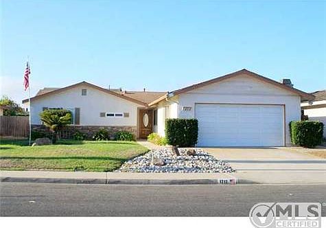 1st image of 1717 Royston Dr