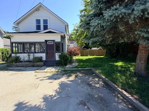 47 Market St, Collingwood, ON L9Y 3M5
