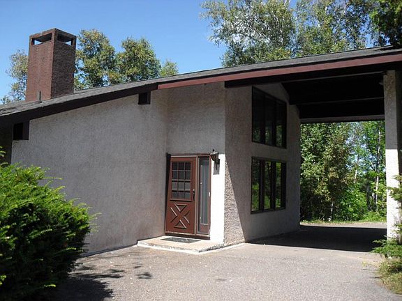 2nd image of 2 Marquette Dr