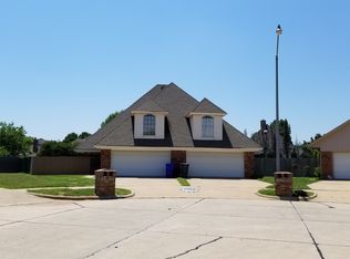 3828 Belhaven Cir, Norman, OK 73072