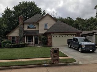 205 E Charlotte St, Broken Arrow, OK 74011