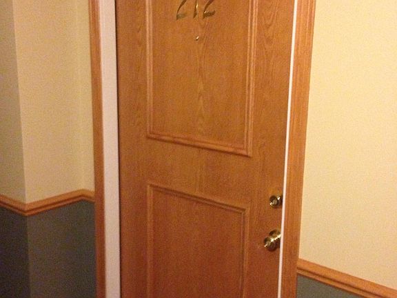 2nd image of 515 Main St APT 212