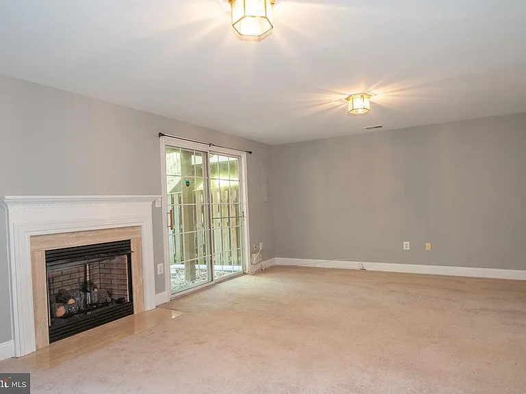6276 Taliaferro Way — Photo 20