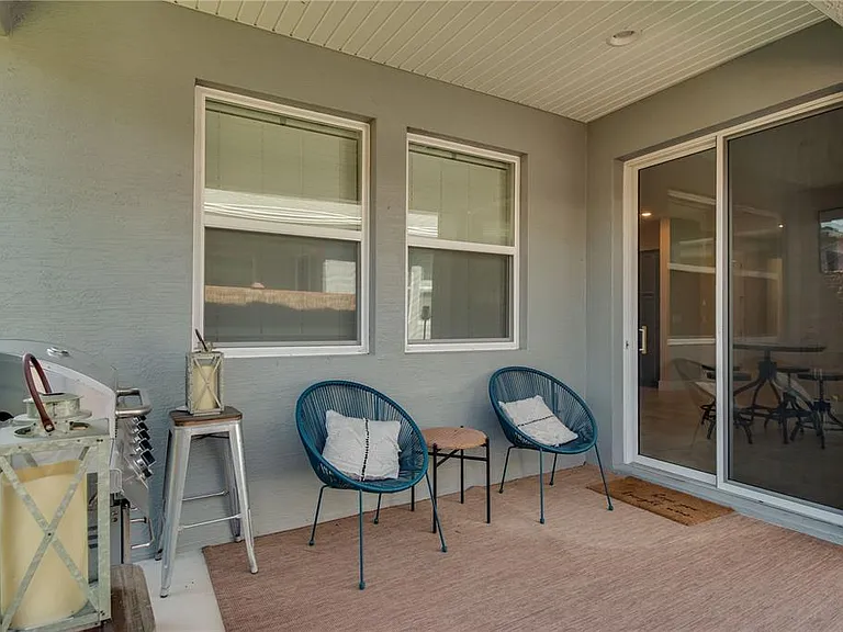 5333 NW 33rd Pl — Photo 23