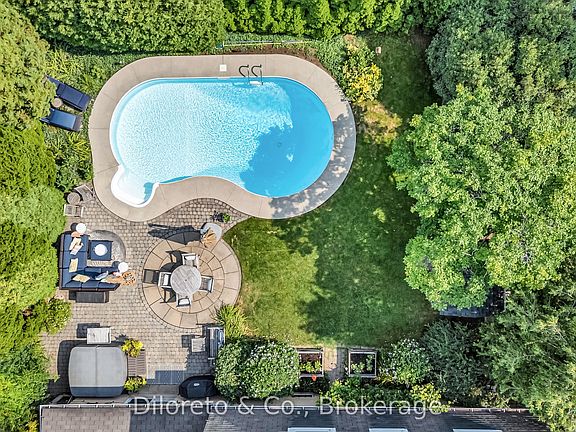 4th image of 1216 Tyandaga Park Dr