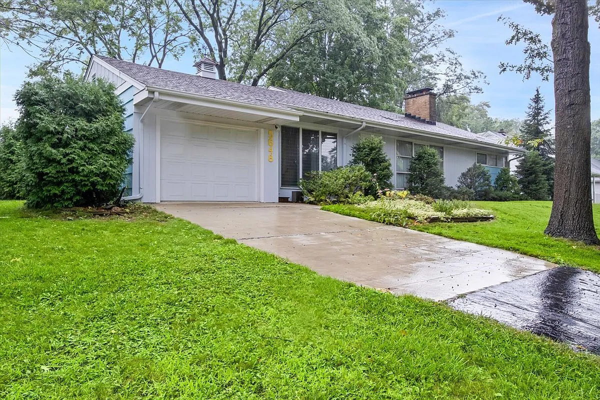 5648 Virginia Ave photo 1