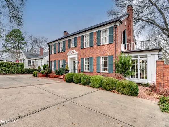 1504 Pinehurst Pl, Jackson, MS 39202