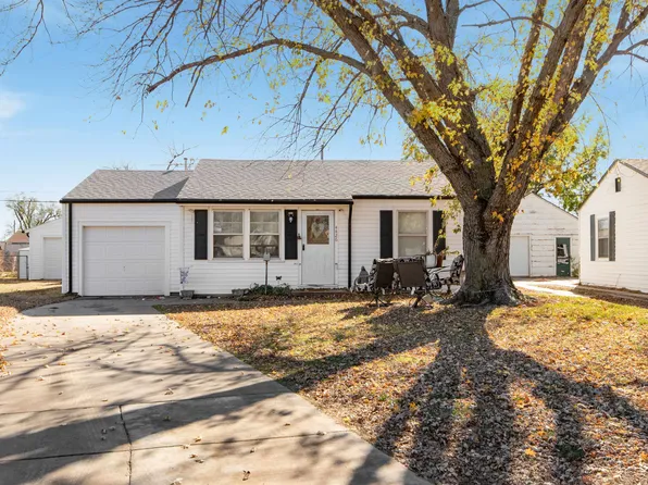 4426 S Laclede St, Wichita, KS 67217