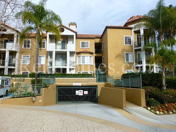 2nd image of 2220-213 Camino De La Reina