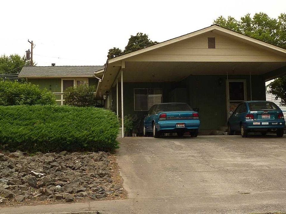 2nd image of 1912 15th Ave