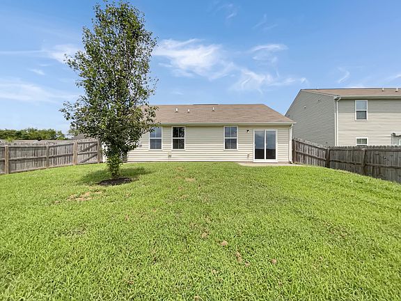 5th image of 1832 Belle Arbor Dr