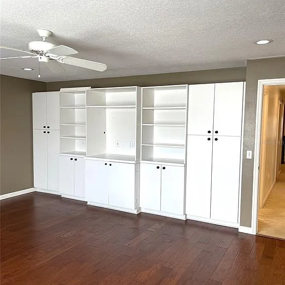 6604 Crescent Lake Dr — Photo 41