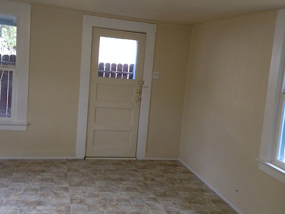 3rd image of 304 Clinton Ave