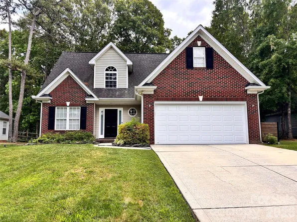 3000 Enderbury Dr, Indian Trail, NC 28079