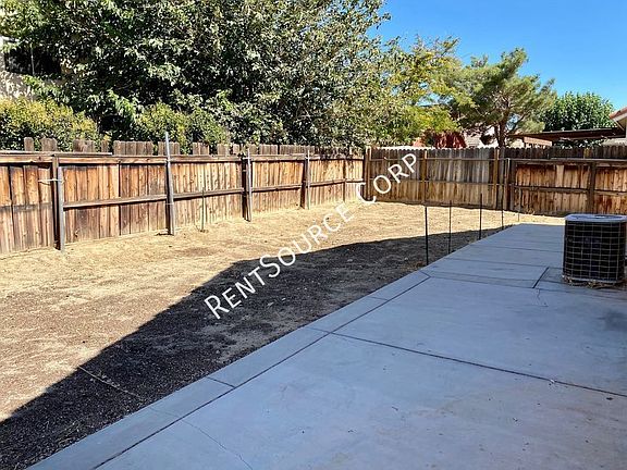 3rd image of 36812 Camden Ct