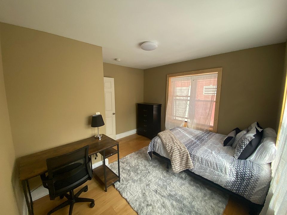 1st image of 198 Court St #105
