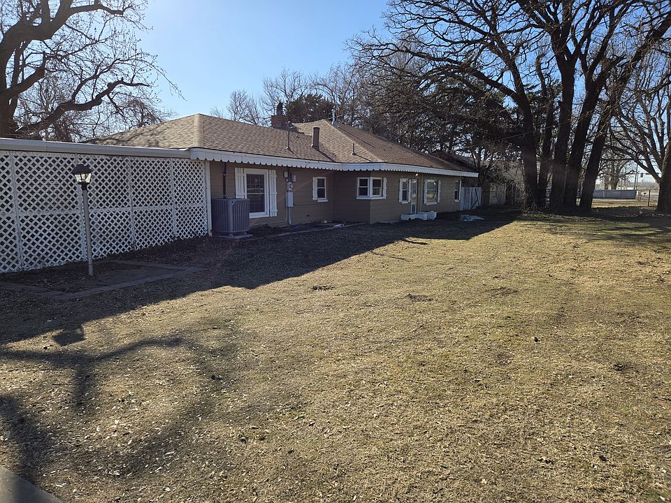 1st image of 7900 Melrose Ln