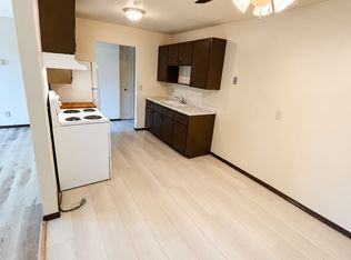 1266 Hazelwood St #208, Saint Paul, MN 55106