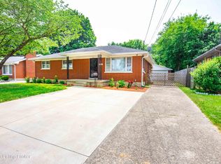 2230 Deveron Dr, Shively, KY 40216