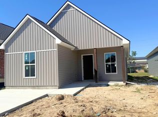 417 S Iberville Ave, Gonzales, LA 70737
