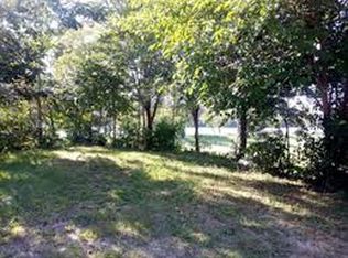 615 Wellington Ave, Elgin, IL 60120