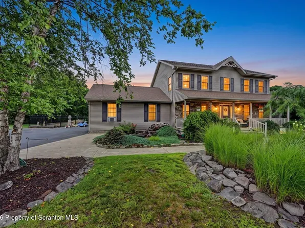 6 Riverview Dr, Jessup, PA 18434