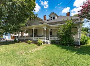 322 W 12th St, Columbia, TN 38401