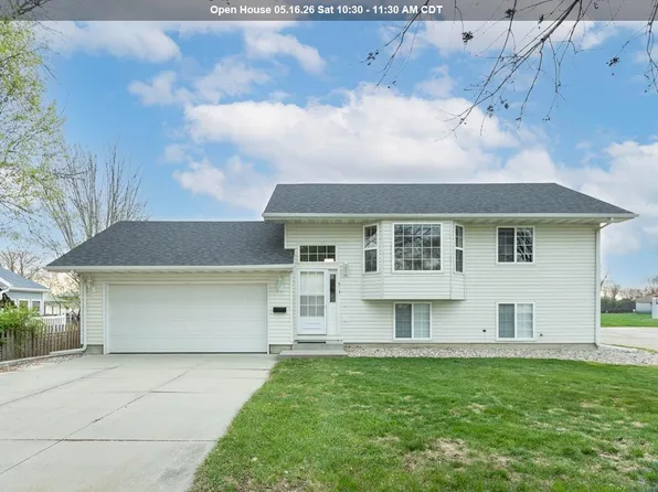 915 4th St, Onawa, IA 51040
