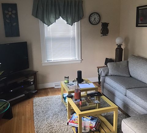 3rd image of 2305 W Kellogg Ave